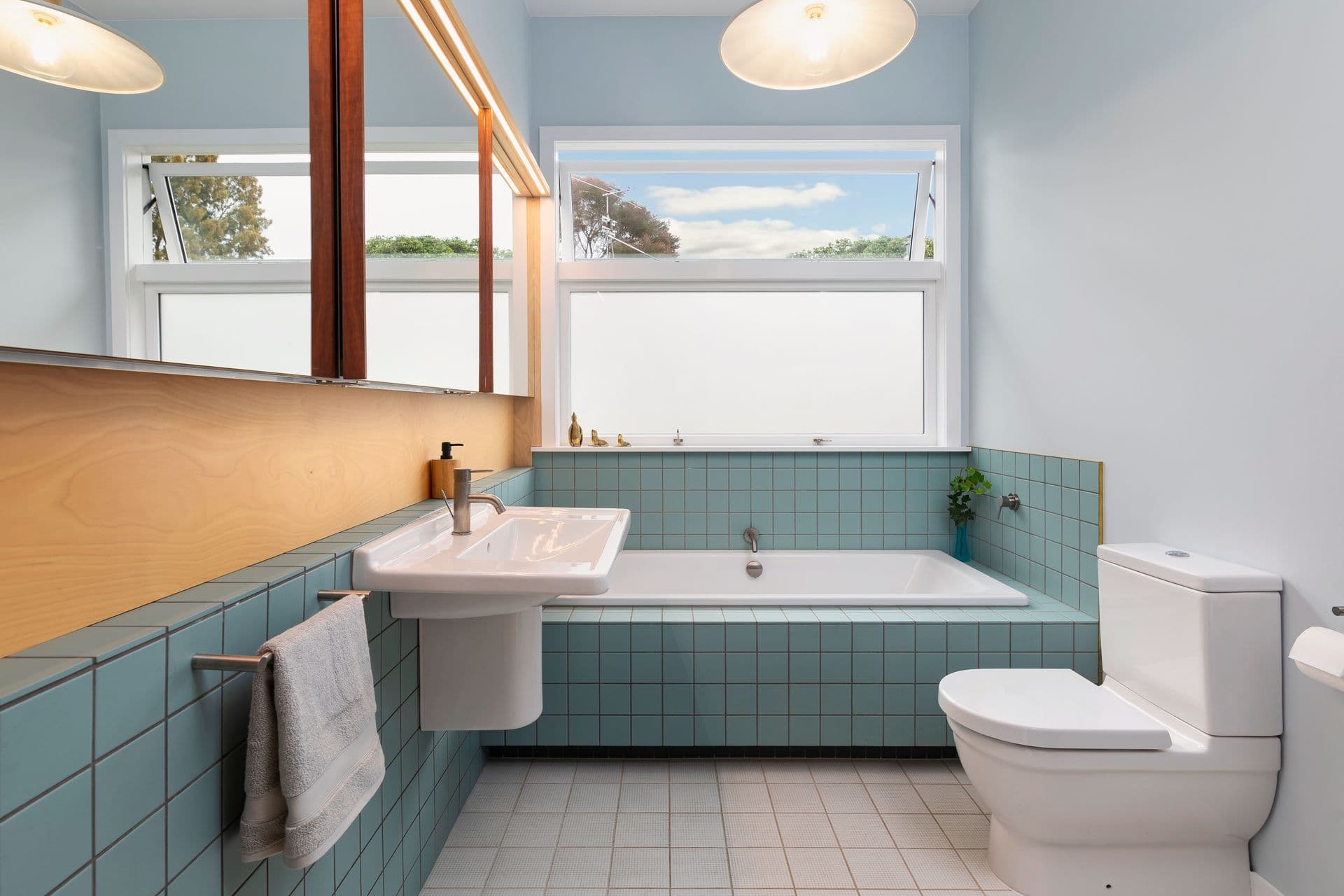 The tiled bathroom